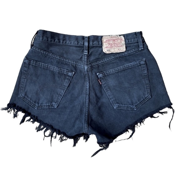 Levi 501 Cutoff High Rise Button Fly Shorts. Black. Size 32 - Picture 2 of 3